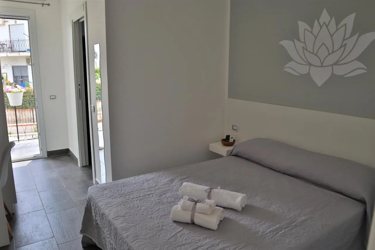 Bed & Breakfast B&B Fiore di Loto Carini